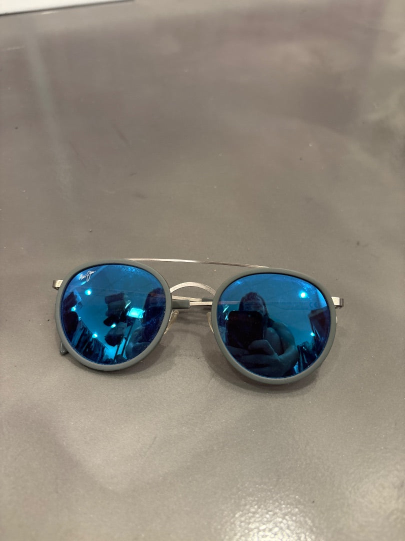 Maui Jim Sunglasses, Blue, One Size, Used - Good