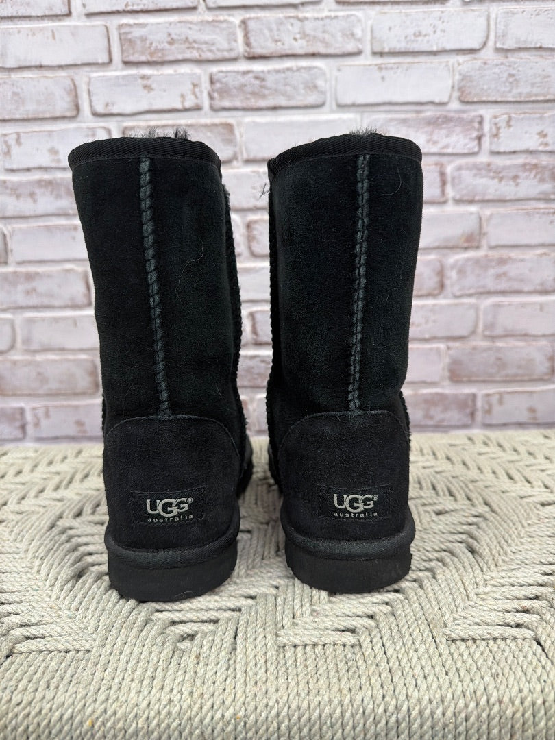 Ugg Boots, Black, 8, Used - Good