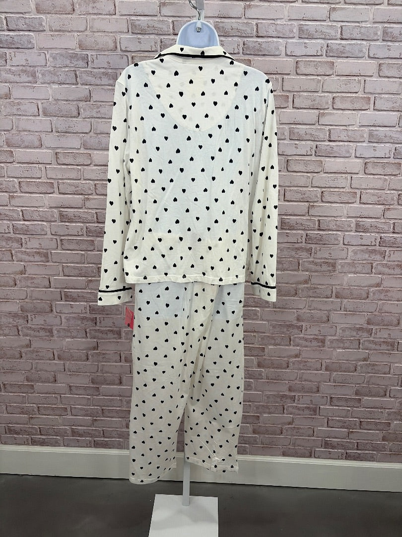 Kate Spade Matching Sleep Set, White/black hearts, Large, New With Tags