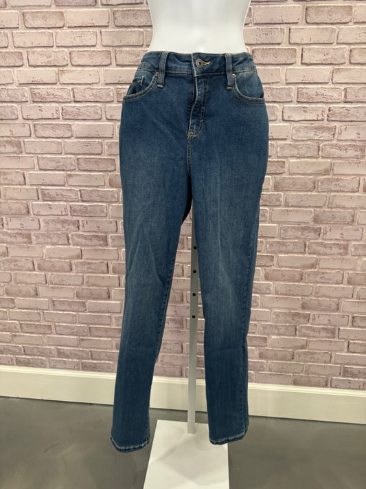 Style & Co Curvy Straight Leg Jeans, Denim, 6, Used - Good