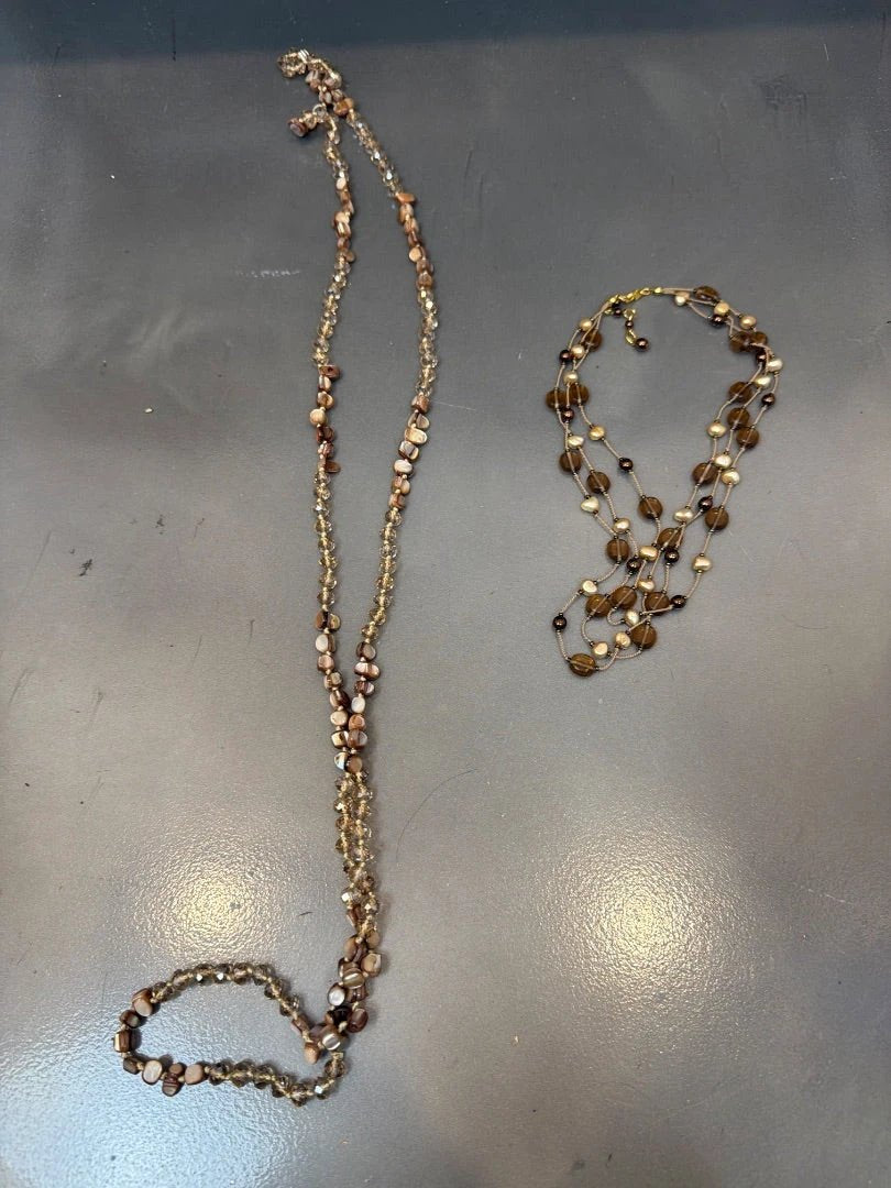 Various Necklace – Brown, Size One Size – Excellent Condition
