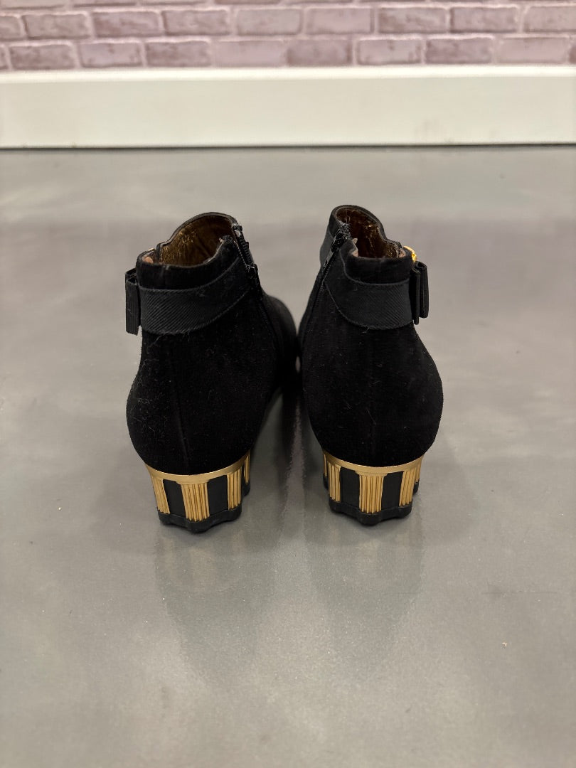 Marco lari Booties, Black, 35, Used - Good