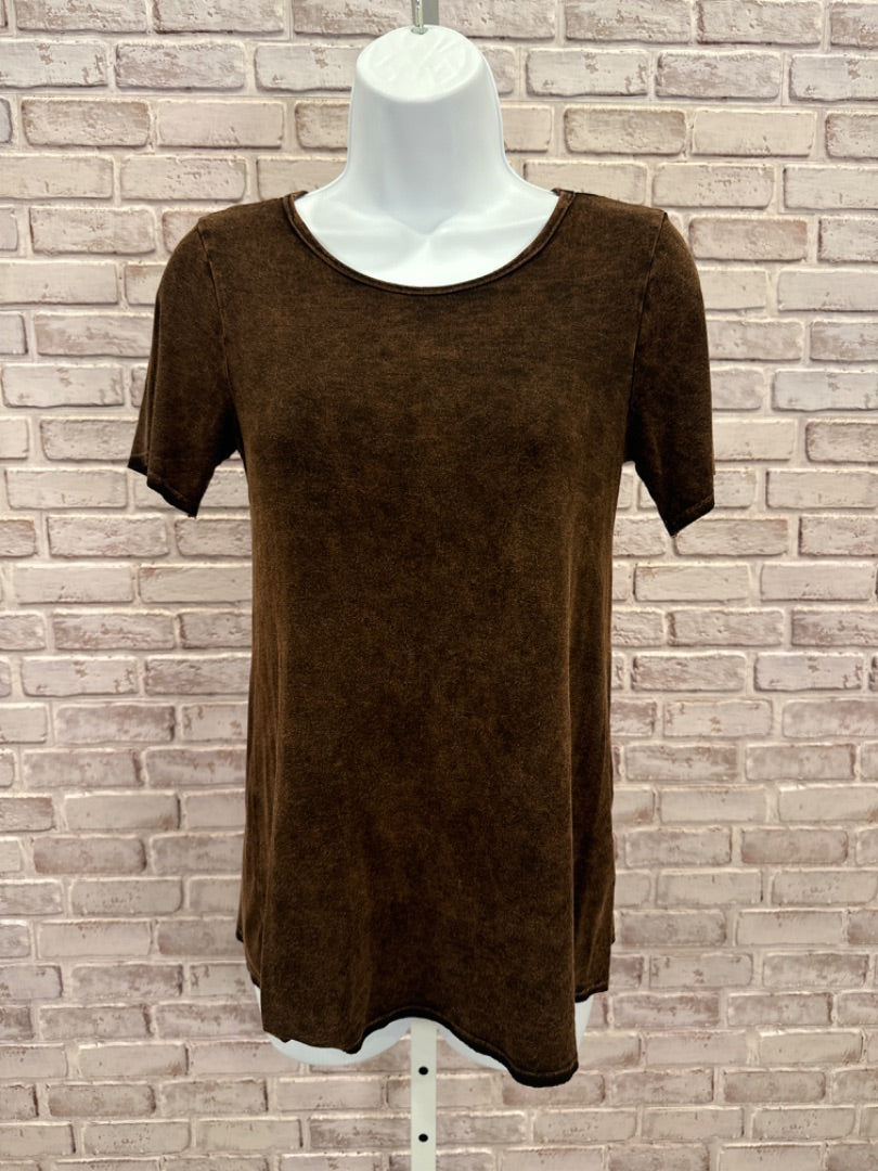 T Party Tee shirt, Brown, Small, Used - Good