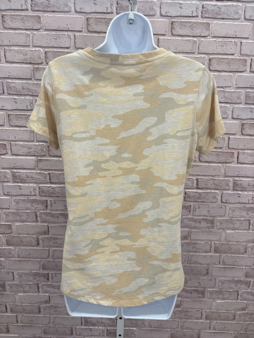 Various Tee shirt, Beige camo, Medium, Used - Good
