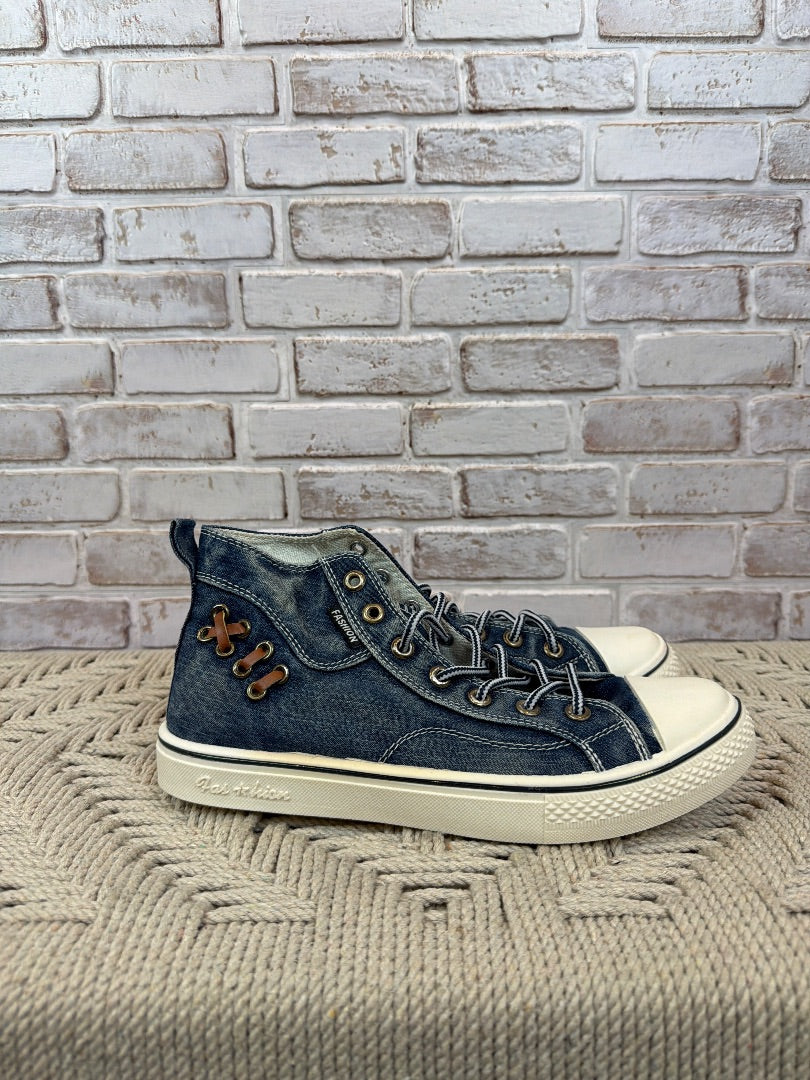 Fashion Sneakers, Denim, 42, Used - Good