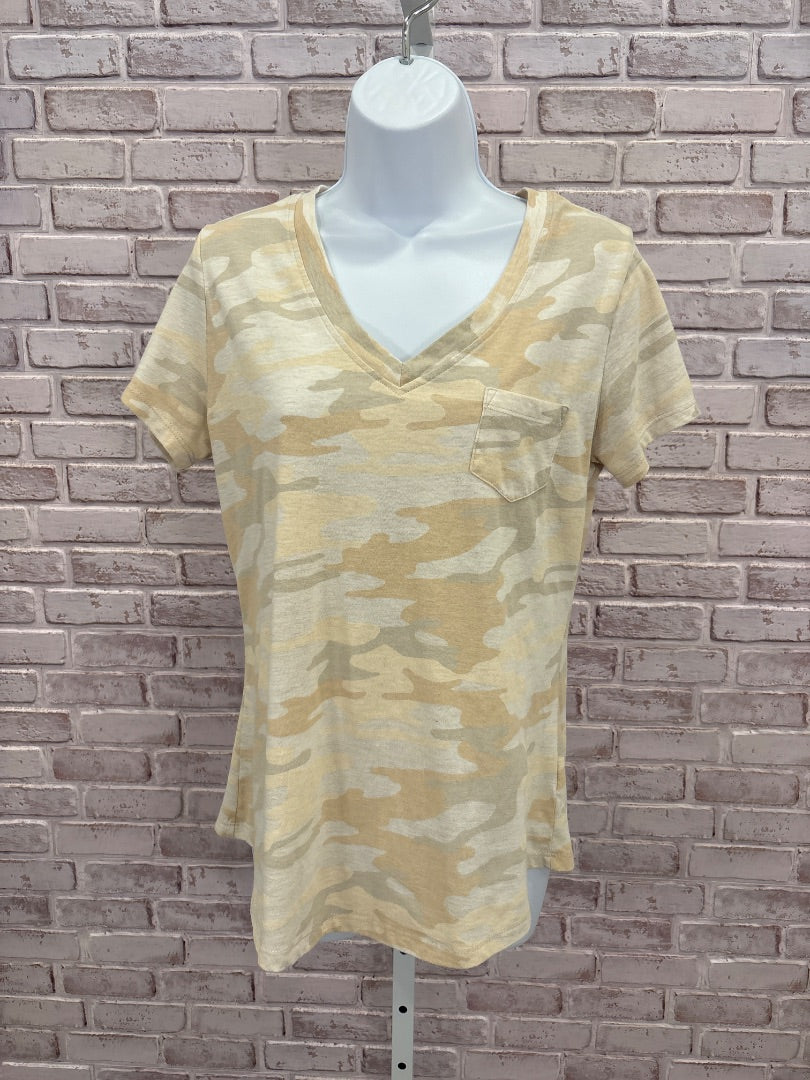 Various Tee shirt, Beige camo, Medium, Used - Good