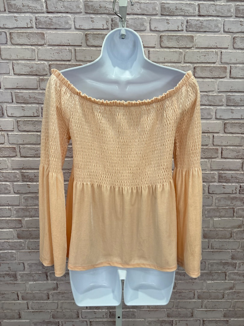 Venus Shirt, Peach, Small, Used - Good