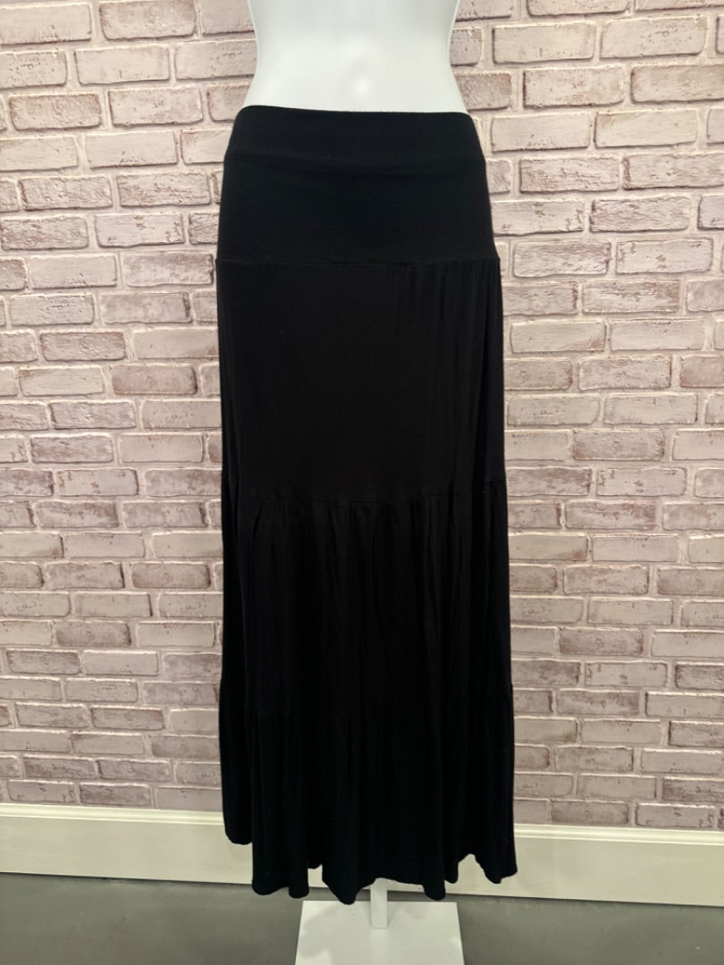 Inc Skirt, Black, XL, Used - Good