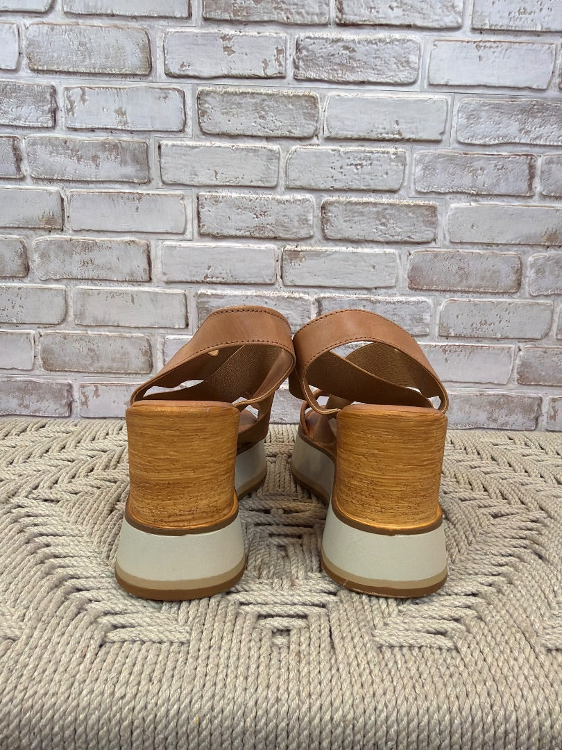 Lascana Sandals, Tan, 40, Used - Good