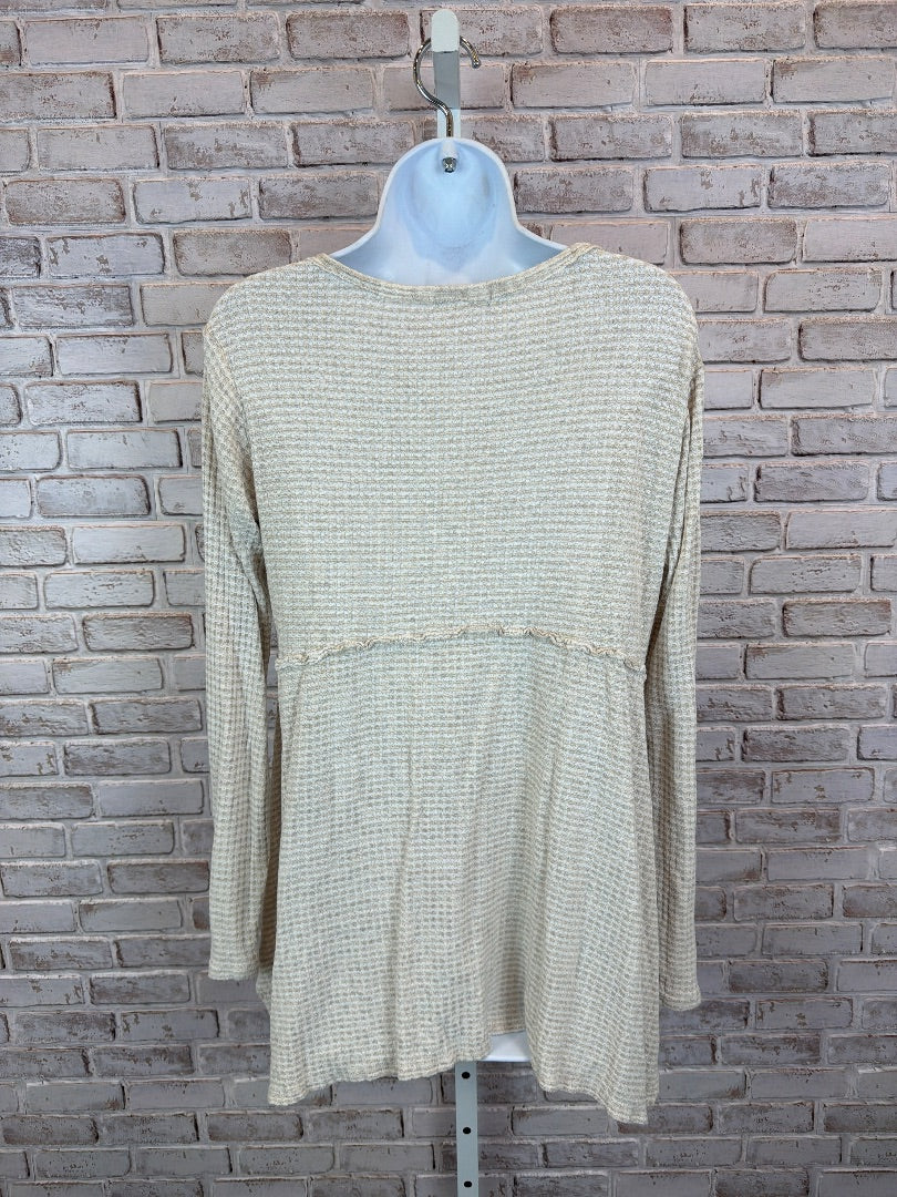 Maurices Shirt, white multi, XL, Used - Good