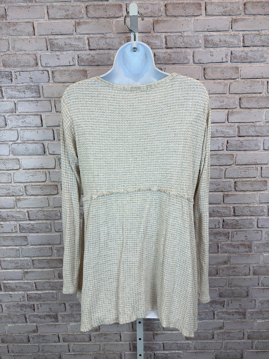 Maurices Shirt, white multi, XL, Used - Good