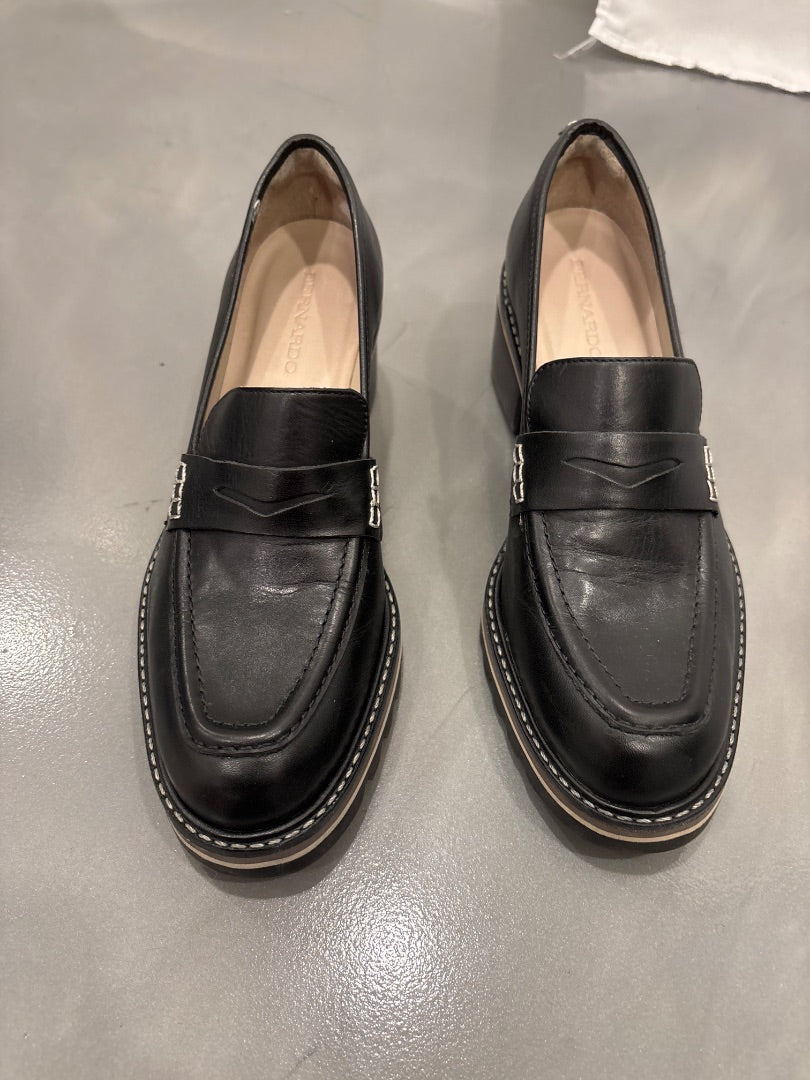 Bernardo Loafers, Black, 8
