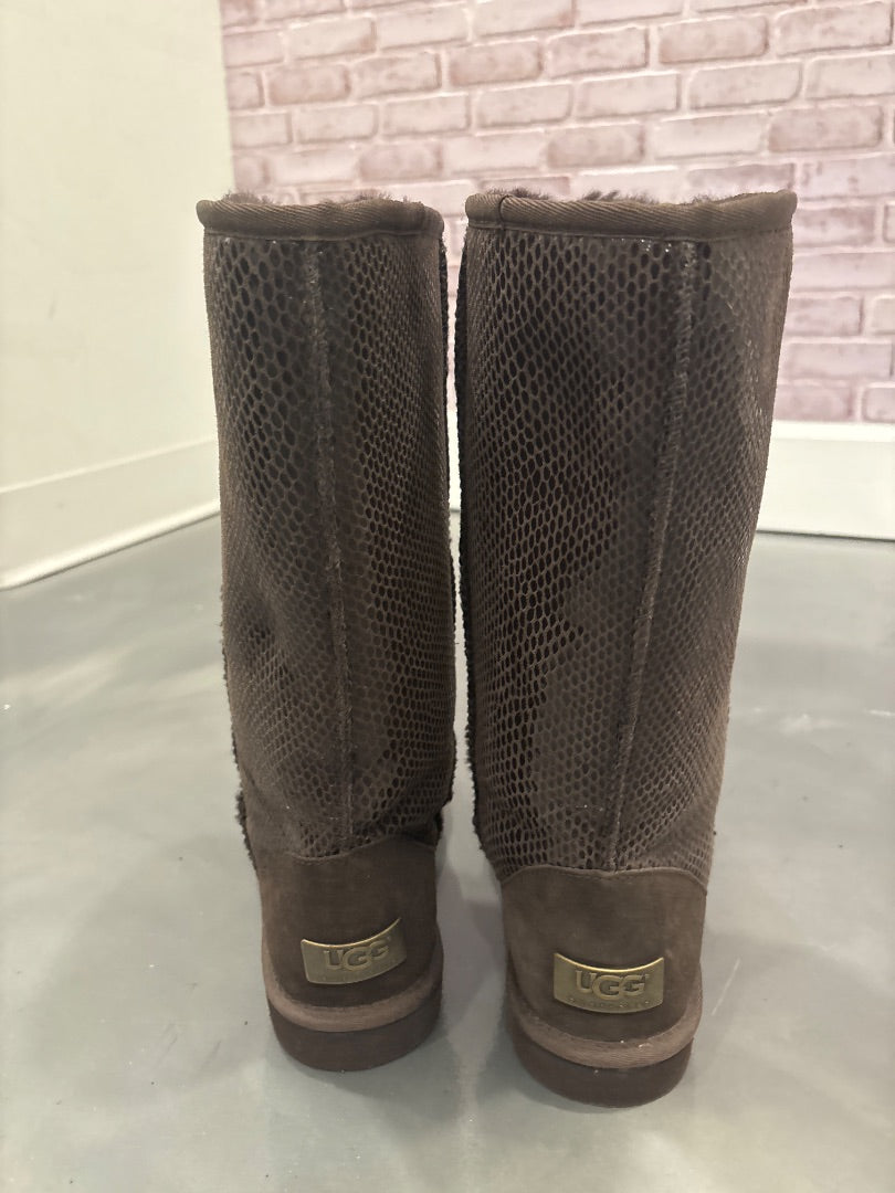 Ugg Boots, Brown, 7, Like New