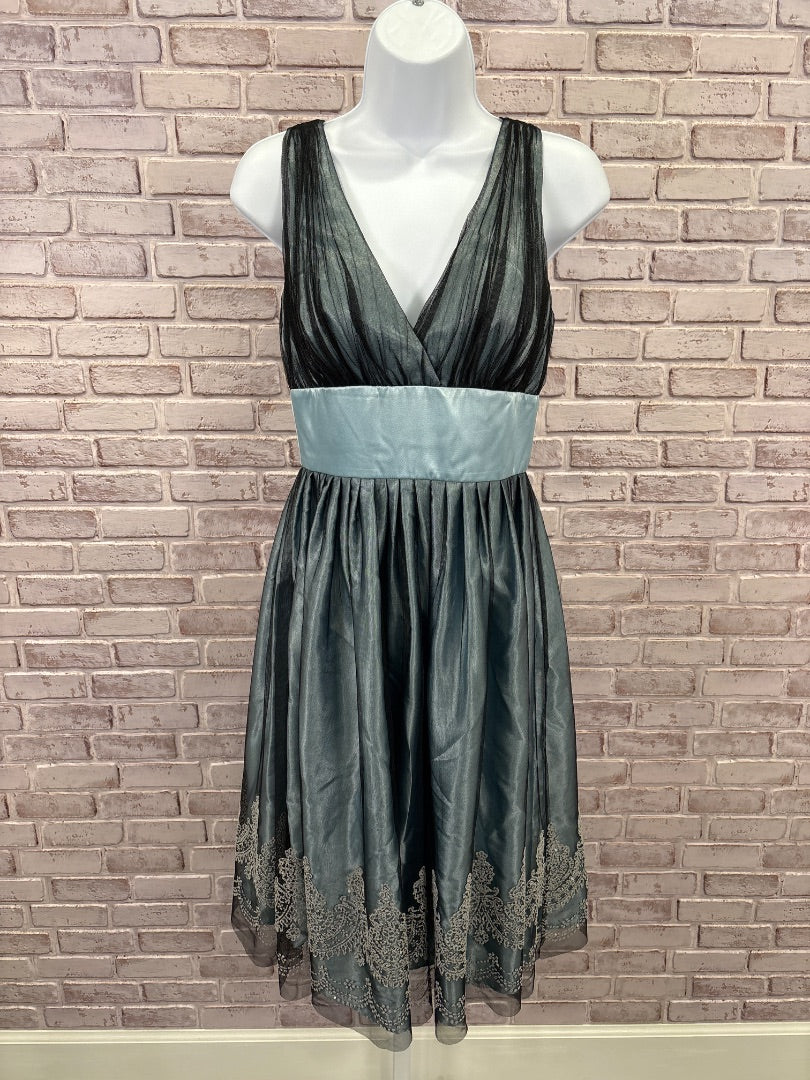 David’s Bridal Dress, Black/blue, Medium/6, Used - Good
