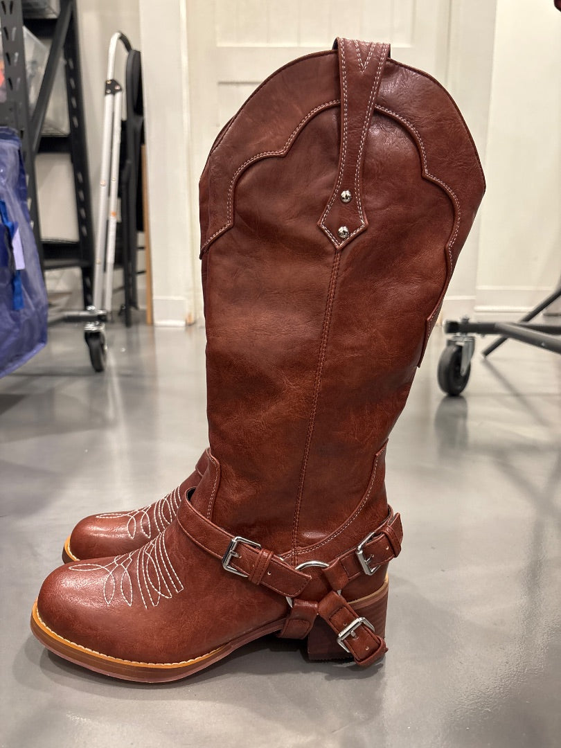 Various Cowgirl boots, Brown, 8, Like New