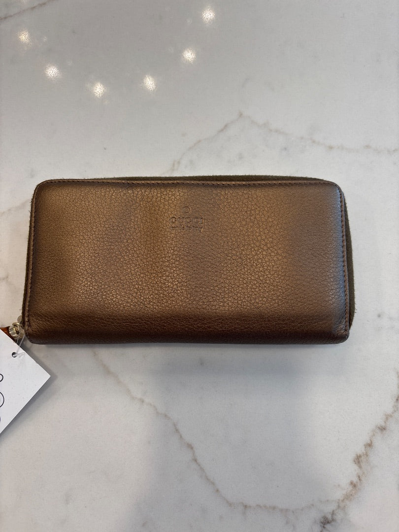 Gucci Wallet, Gold, One Size