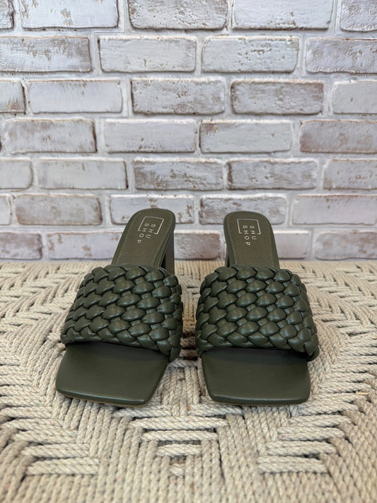 Shu Shop Heels, Green, 7.5, Used - Good