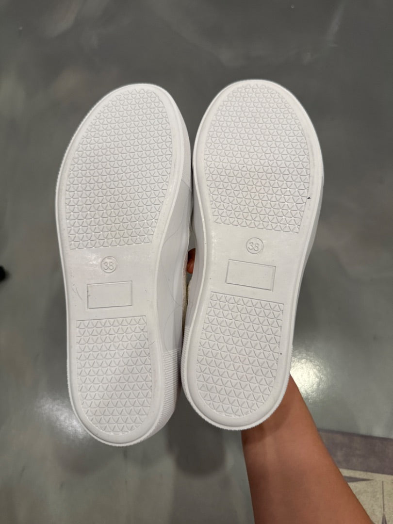 Fever Sole Sneakers, Silver, 7.5, Brand New