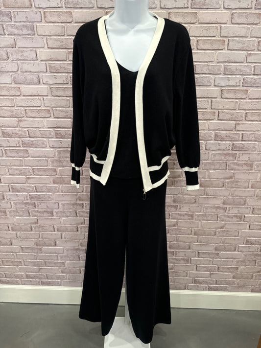 Various Matching Clothing Set, Black/white, Medium, Used - Good