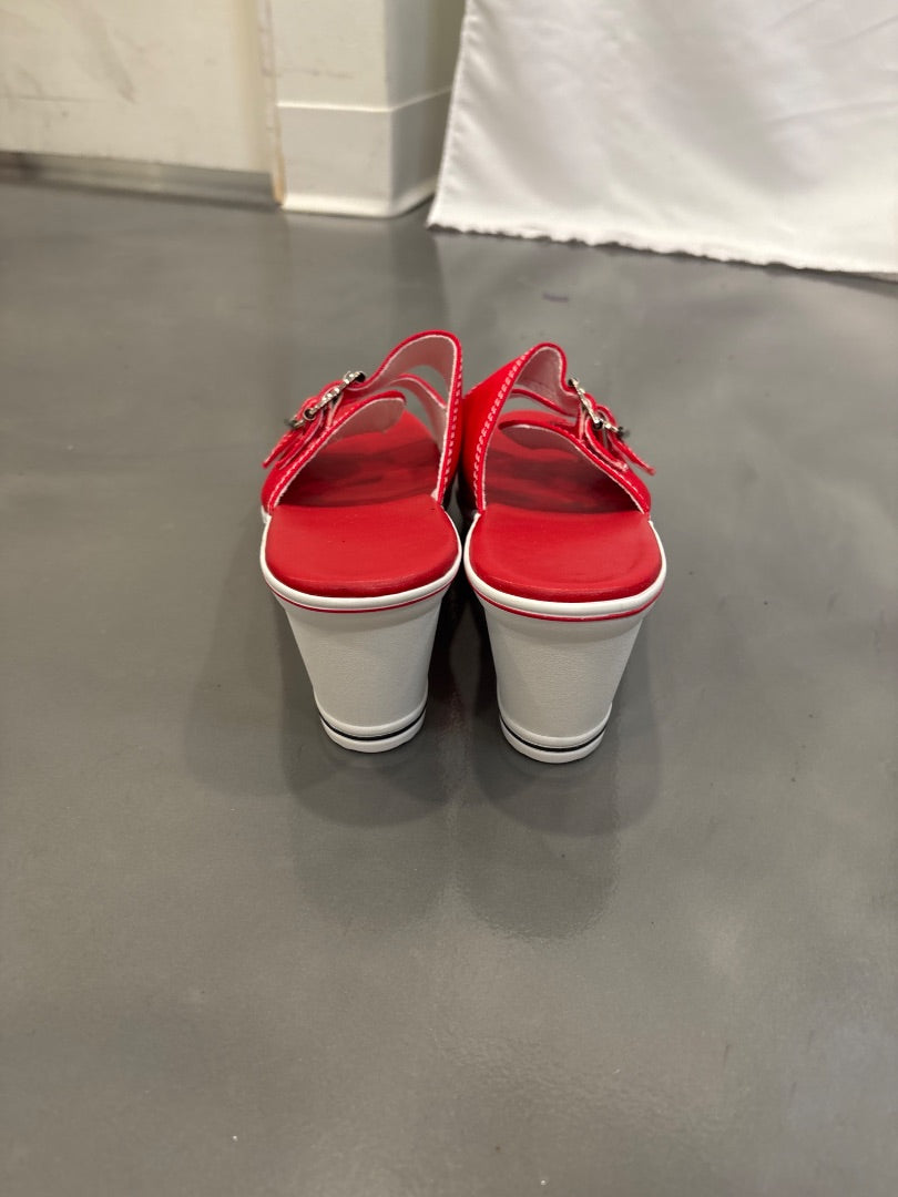 Various Platform sandal, Multi, 10, Like New