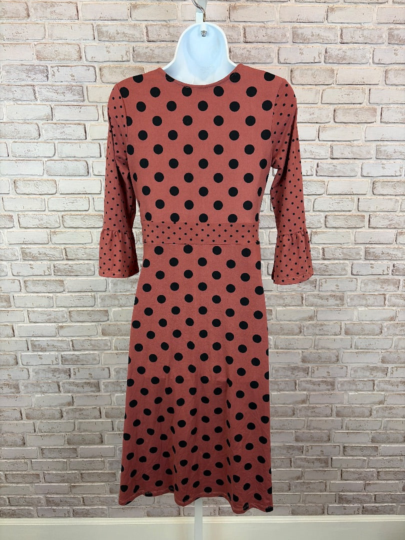 Sweet Claire Dress, Mauve polka dots, Small, Used - Good