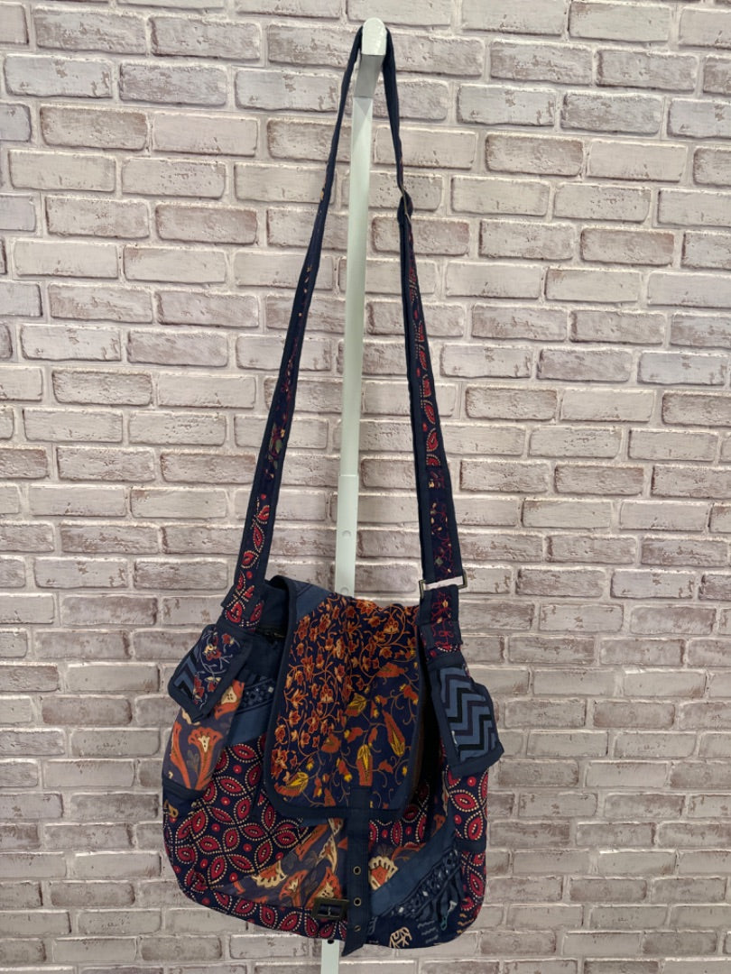 Various Messenger bag, Multi, One Size, Used - Good