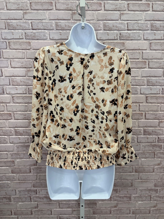 Philosophy Shirt, Pink multi, Small, Used - Good