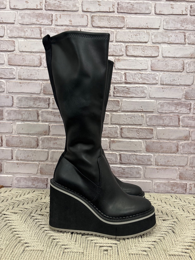 Naked Feet Boots, Black, 7.5, Used - Good