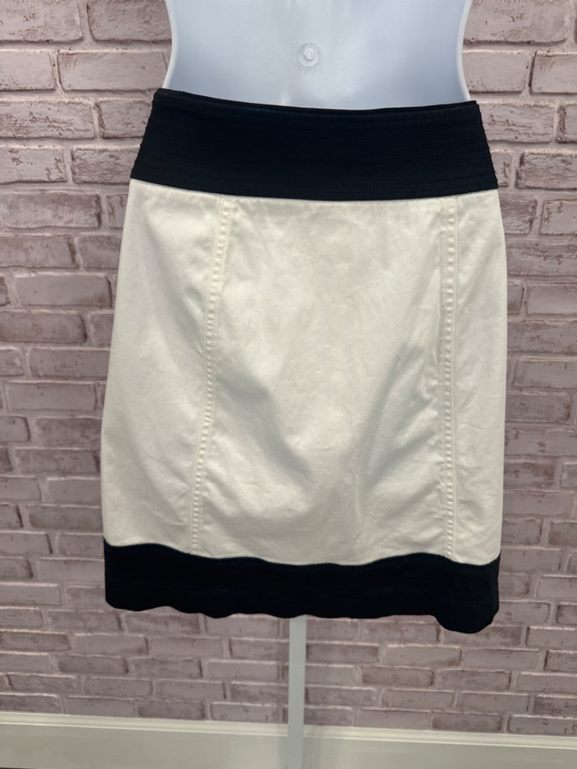 White House Black Market skirt, Multi, Small/2, Used - Good