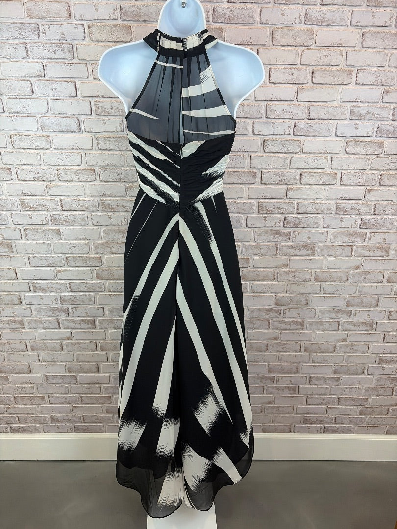 White House Black Market Dress, Black/white, 00, Used - Good