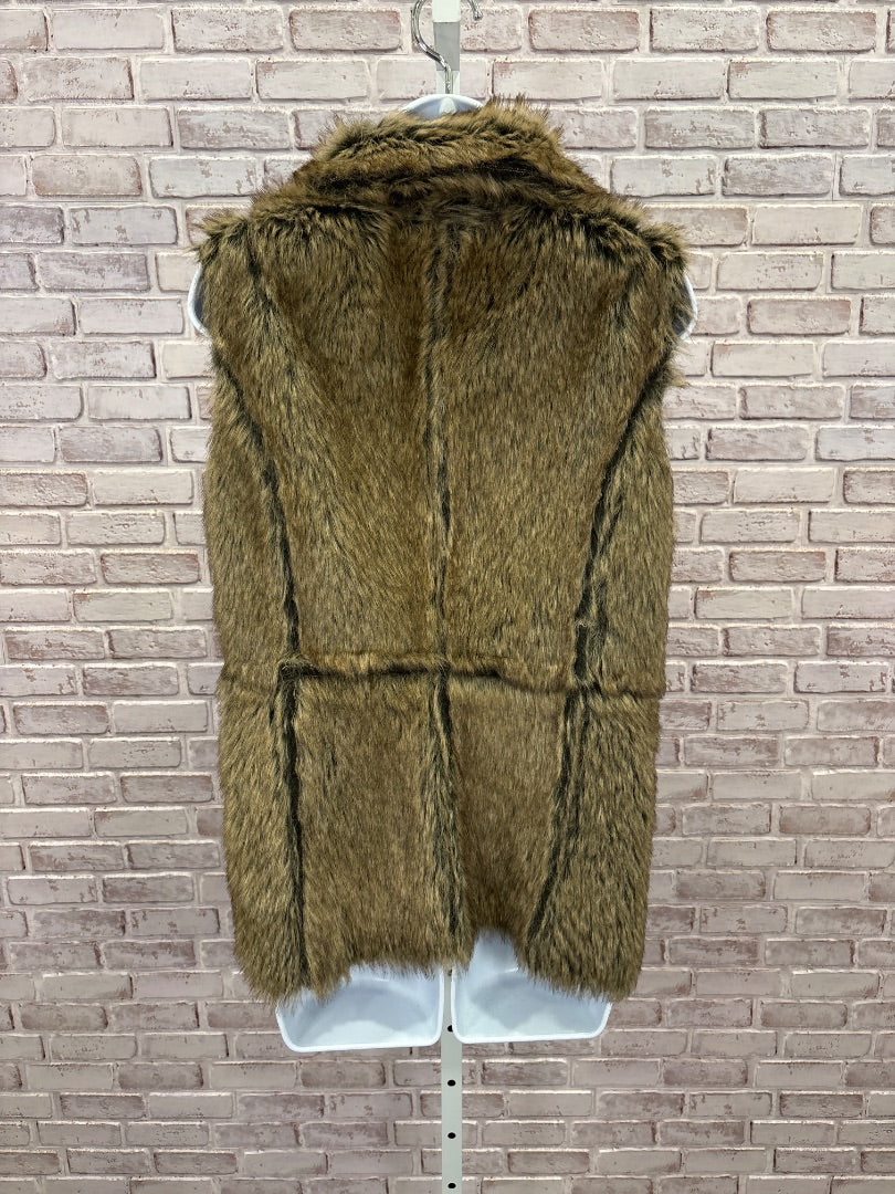 York Furrier Reversible Beaver fur Vest, Tan, 8, Used - Good