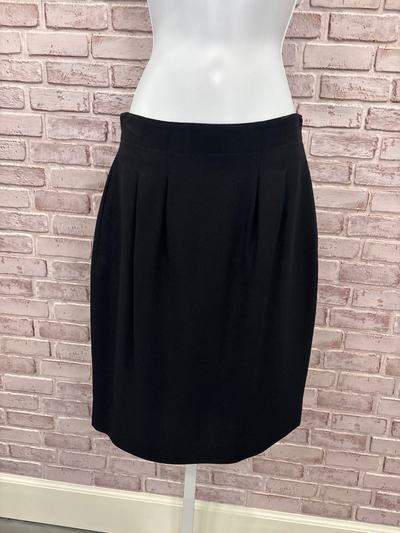 Gianni Skirt, Black, Medium/6, Used - Good