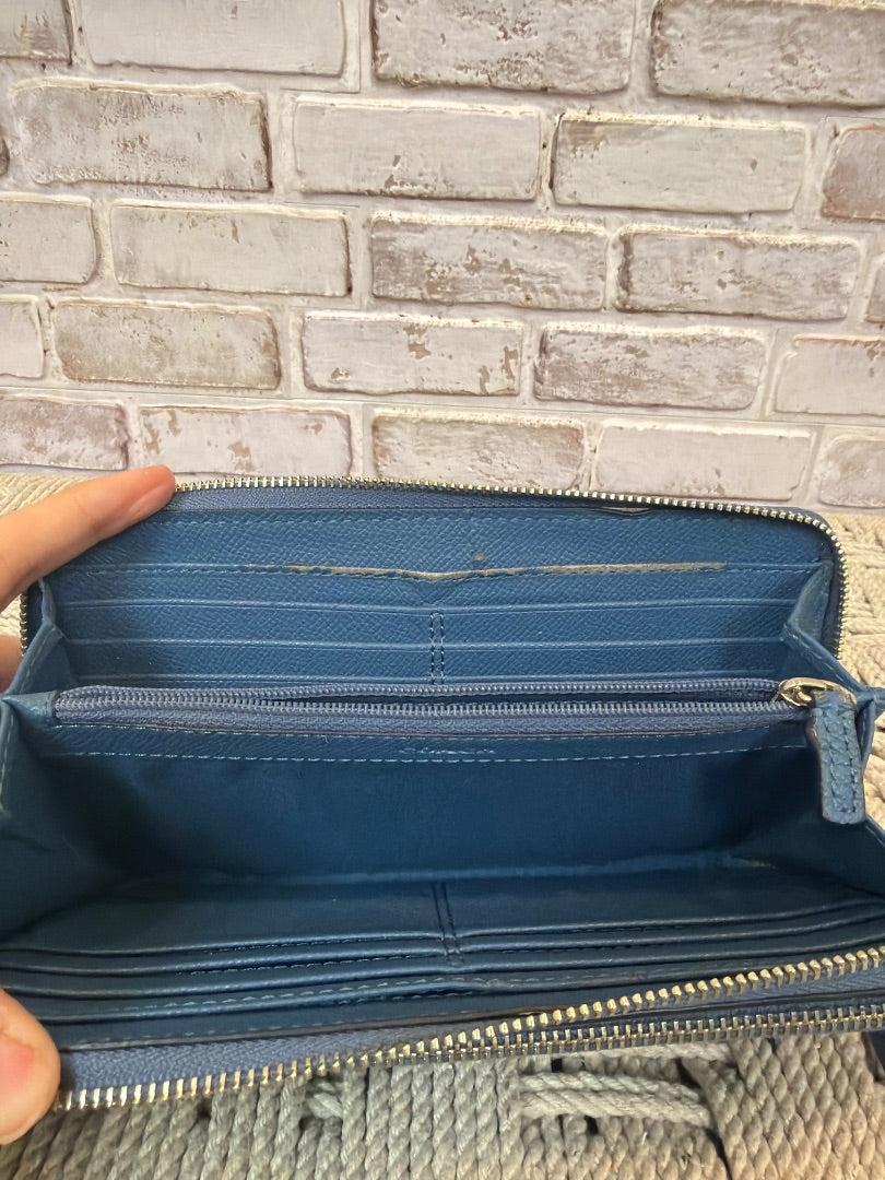 Coach Wallet – Blue – Size One Size – Excellent Condition