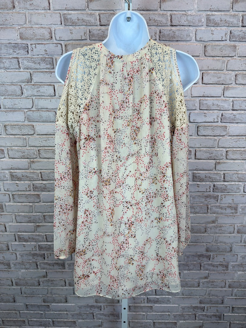 DR2 Shirt, Multi, Medium, Used - Good