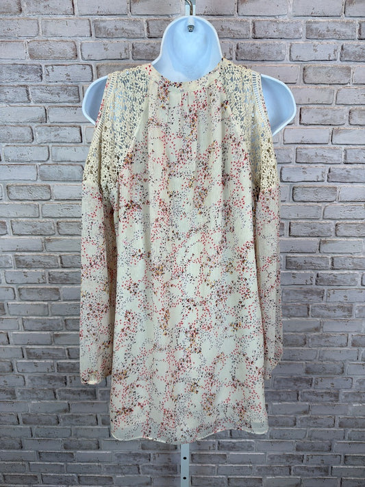 DR2 Shirt, Multi, Medium, Used - Good