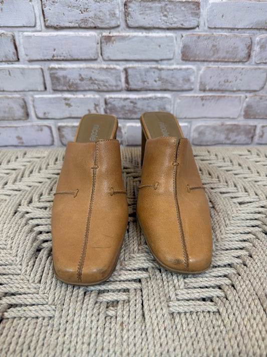 Nicole Heels, Tan, 7, Used - Good