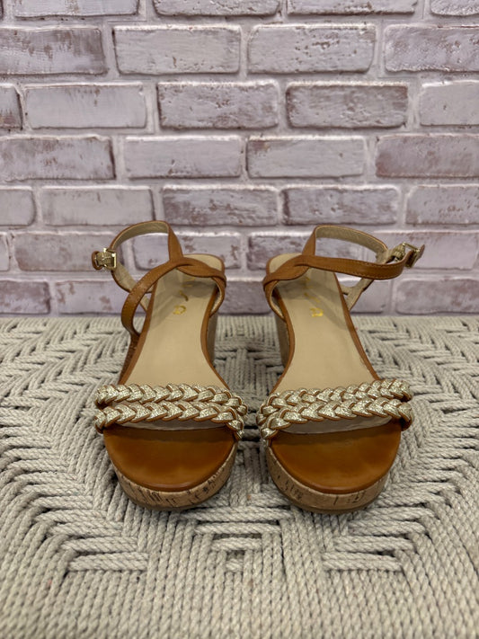 Unisa Heels, Tan/gold, 8.5, Used - Good