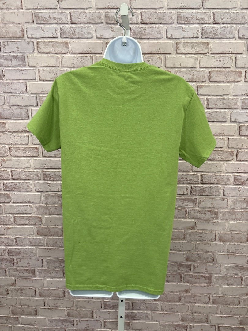 Love our parks Tee shirt, Green/red, Small, Used - Good - Chill Boutique Consignment