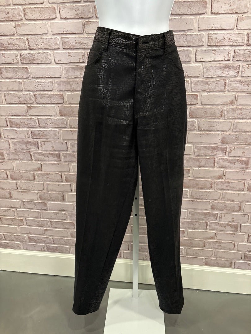 Mesmerize Pants, Black, Medium/8, Used - Good - Chill Boutique Consignment