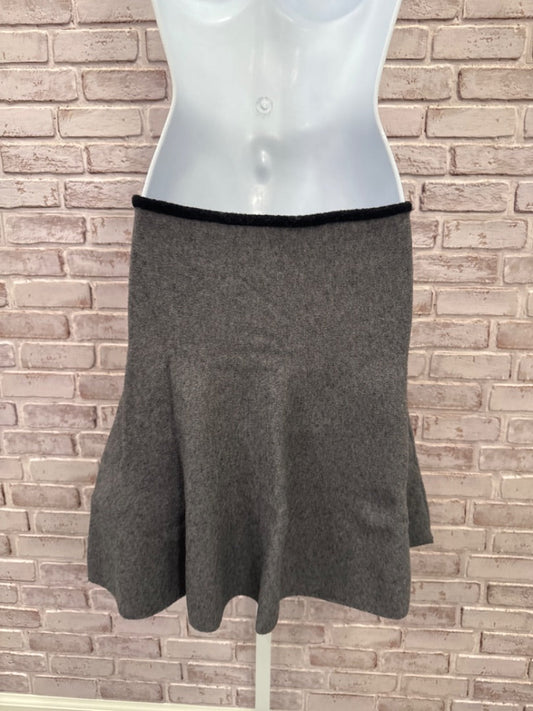 Various Skirt, Grey/black, Medium, Used - Good - Chill Boutique Consignment