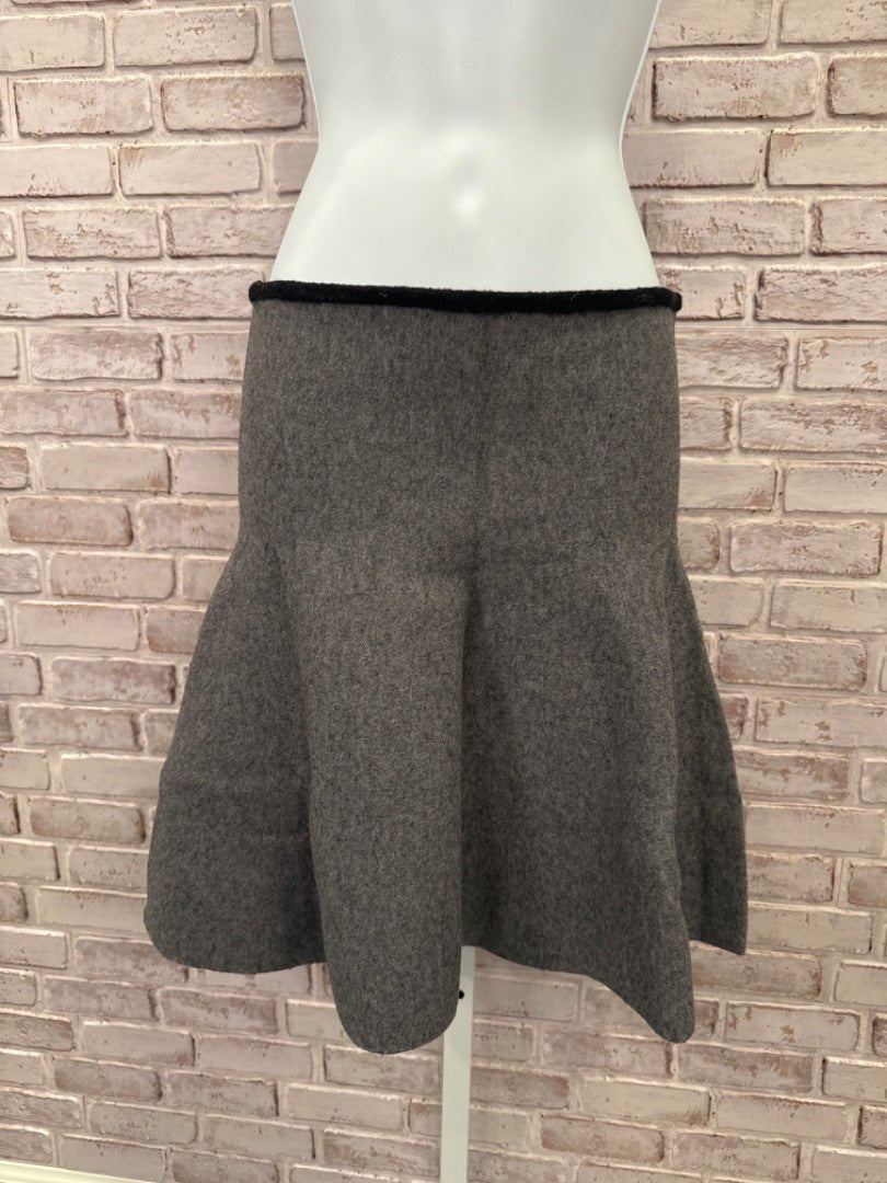 Various Skirt, Grey/black, Medium, Used - Good - Chill Boutique Consignment