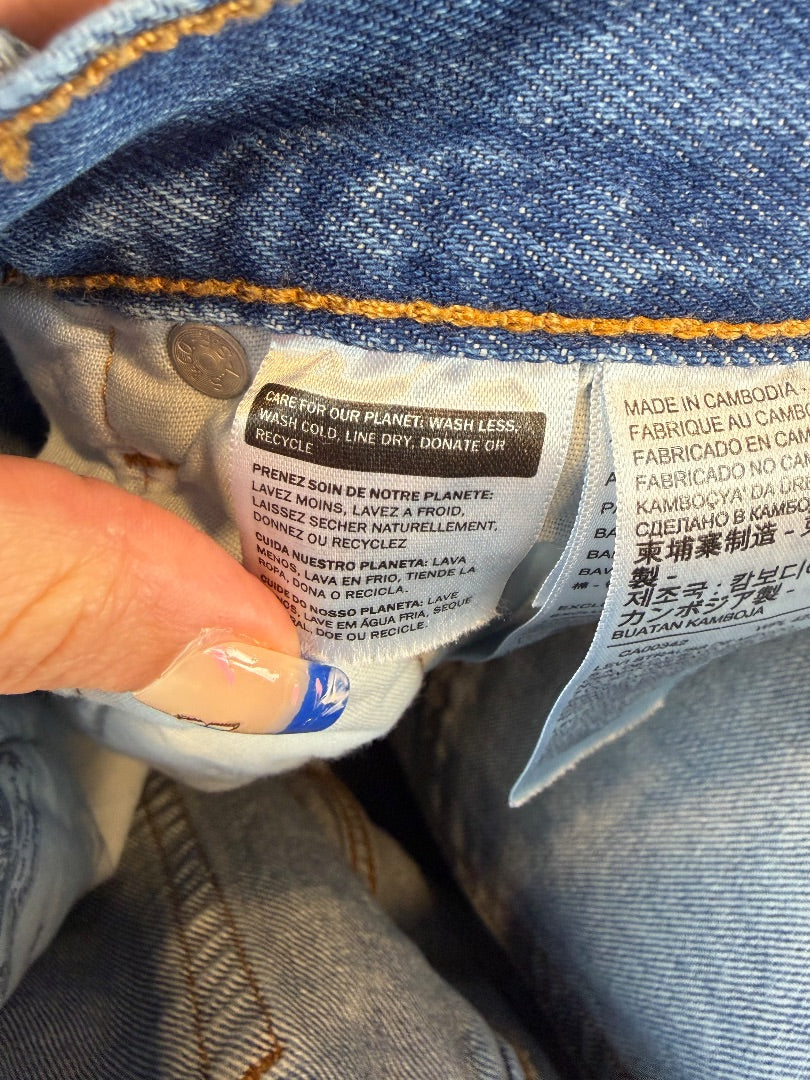 Levis 501 Jeans, Denim, 32, Used - Excellent