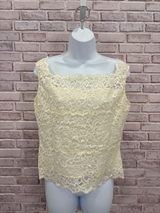G wheels Tank top, White, Large, Used - Good - Chill Boutique Consignment