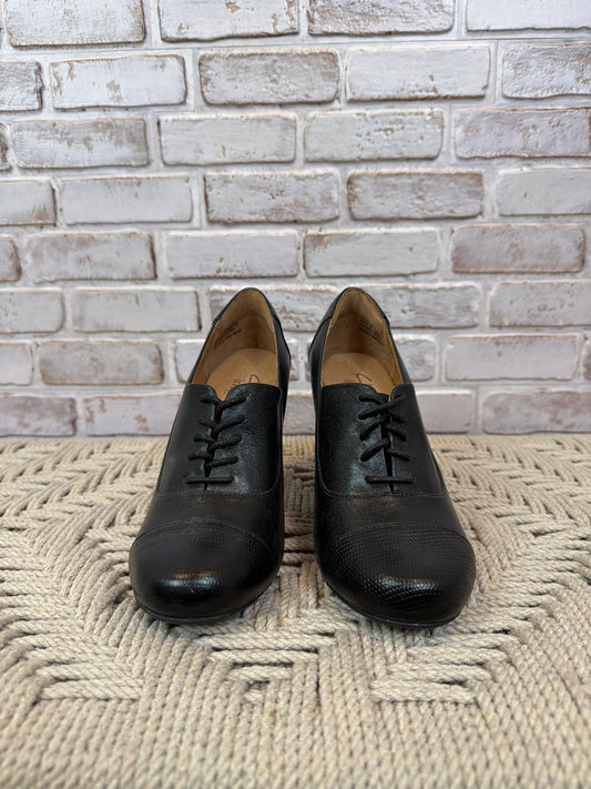 Clarks Loafers, Black, 6.5, Used - Good