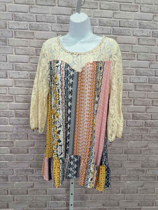Kori Shirt, Multi, Large, Used - Good