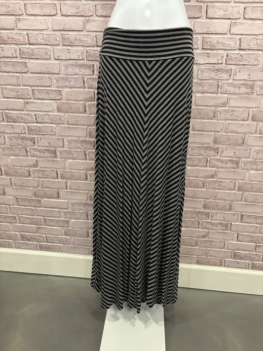 Merona Skirt, Black/grey stripes, Large, Used - Good