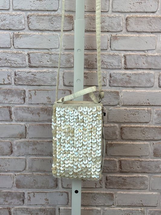 Bamboo Crossbody Bag – White – New With Tags Condition