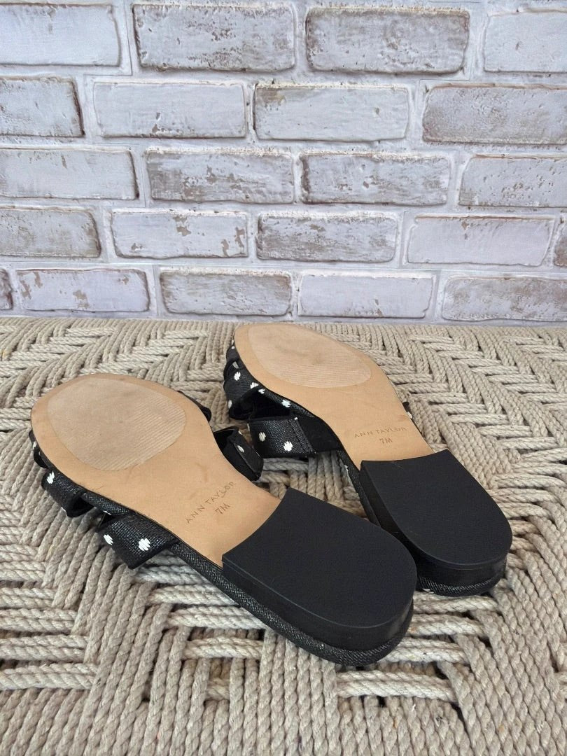Ann Taylor Shoes - Sandals – Ann Taylor Slip On Sandals, Black/white, 7, Like New