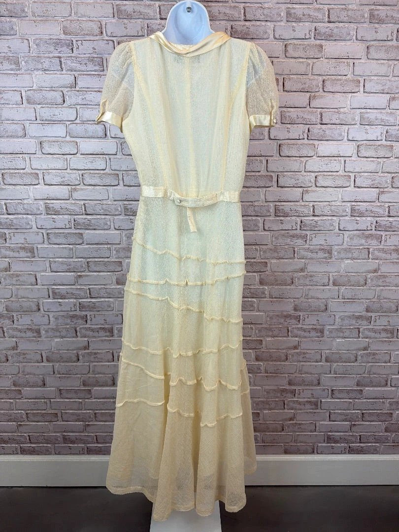 Rickie Freeman Teri Jon Dress – (See Damage) Vintage Rickie Freeman Teri Jon Dress, Cream, 10, Used - Good [Live 2.15]