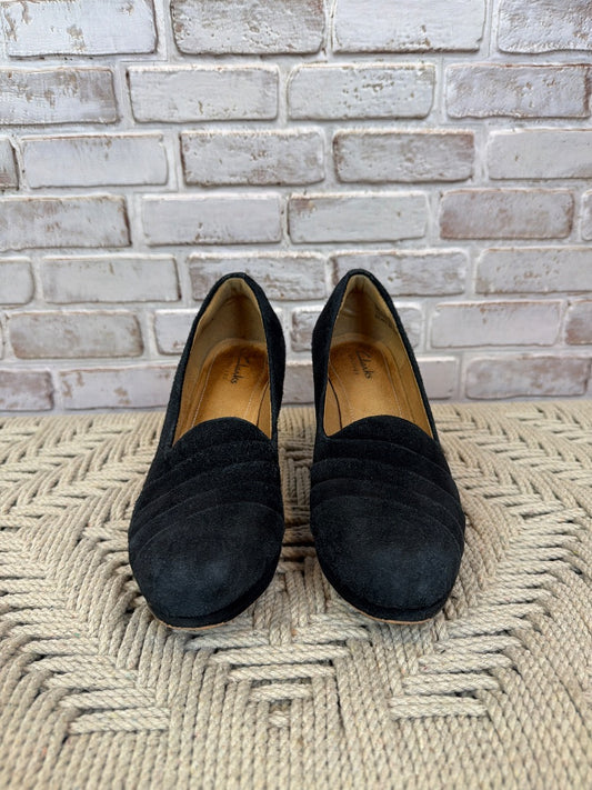 Clarks Heels, Black, 6.5, Used - Good